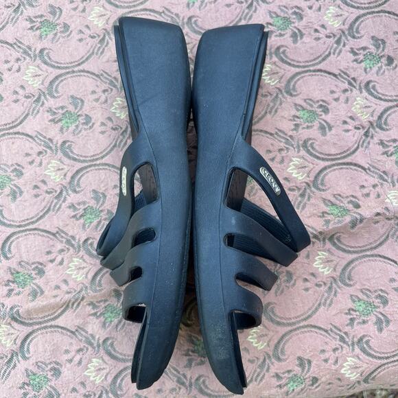 Crocs Women's Rhonda Sandal Size 9 Wedge Slide Flip Flop Black Rubber Beach - Picture 4 of 8